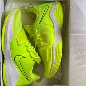 Nike Paul George 1 ‘Volt’ color(neon green)